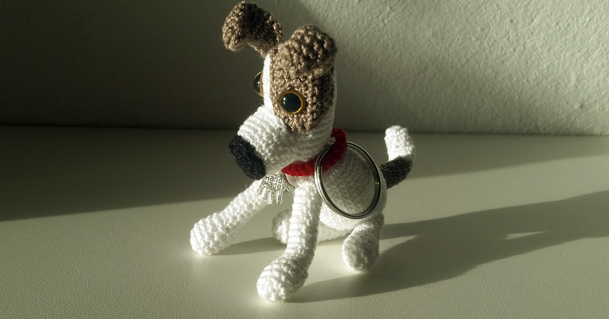 Hæklet hund nøglering | bomuld - Second Hand Aalborg